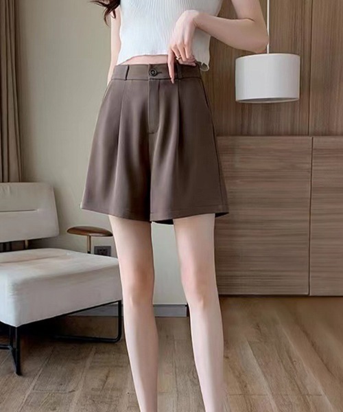 mielu（ミエル）の「タックハーフパンツ（その他パンツ・レディース・ベージュ/ブラック・LARGE/MEDIUM）」の9枚目の写真