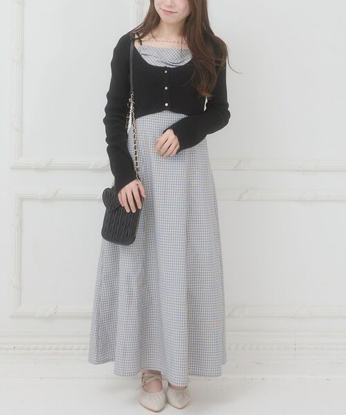 MAJESTIC LEGON(マジェスティックレゴン)の「カーデセットチェーン付きキャミワンピ(ワンピース・レディース・ホワイト系その他2/ブラック系その他・MEDIUM)」の21枚目の写真