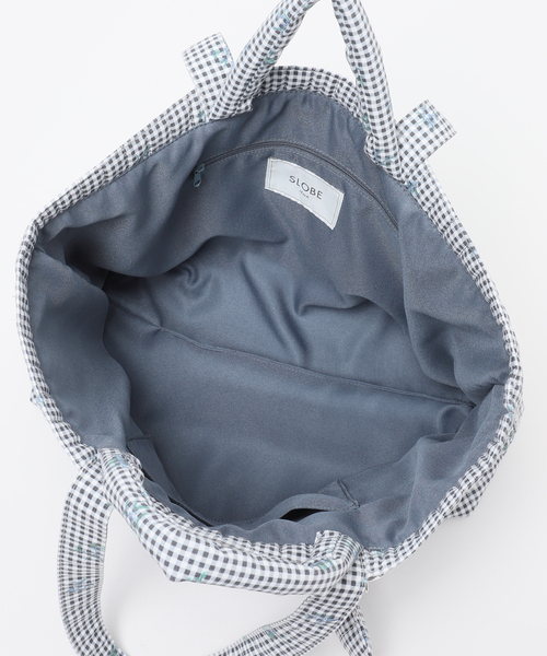 SLOBE IENA(スローブイエナ)の「《WEB限定/追加》Margaux Dereume × SLOBE キルティングトートバッグ(トートバッグ・レディース・ブラック/スカイブルー・FREE)」の17枚目の写真