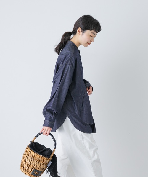 かぐれ(カグレ)の「デニムプルオーバーシャツ(シャツ/ブラウス・レディース・インディゴブルー・FREE)」の3枚目の写真