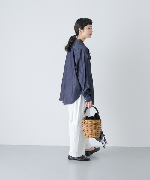 かぐれ(カグレ)の「デニムプルオーバーシャツ(シャツ/ブラウス・レディース・インディゴブルー・FREE)」の7枚目の写真