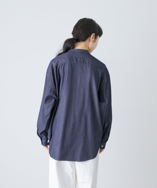 かぐれ(カグレ)の「デニムプルオーバーシャツ(シャツ/ブラウス・レディース・インディゴブルー・FREE)」の10枚目の写真