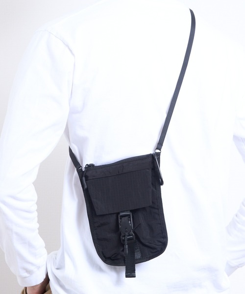 NoiR/ノアール(ノアール)の「NoiR:Light mini shoulder(ショルダーバッグ・メンズ・ブラック系その他/ブラック・FREE)」の1枚目の写真