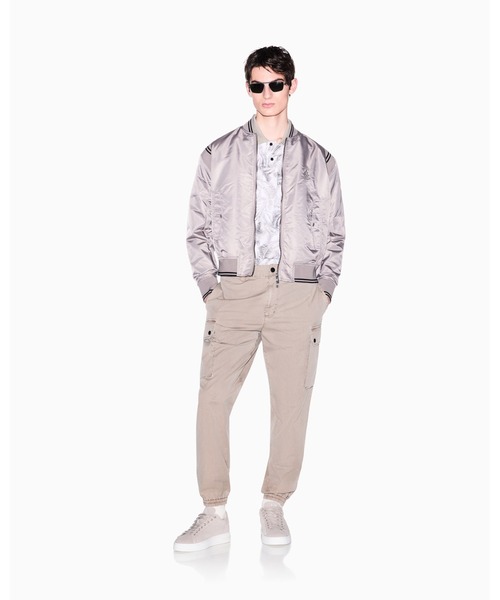 ARMANI EXCHANGE(アルマーニエクスチェンジ)の「【A|X アルマーニ エクスチェンジ】IA オールオーバーリーフプリント 半袖ポロシャツ/REGULAR(ポロシャツ・メンズ・その他・LARGE/MEDIUM/SMALL/X-LARGE/X-SMALL/XX-LARGE)」の4枚目の写真