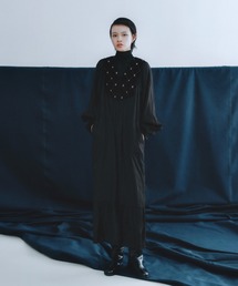 sara mallika（サラ マリカ）の「VELVET BEADS EMBROIDERY DRESS（ドレス）」