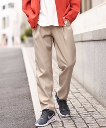 a.v.v（アーヴェヴェ）の「パンツ（その他パンツ）」