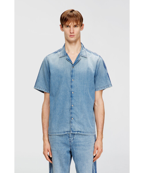 DIESEL(ディーゼル)の「メンズ デニム半袖シャツ D-NABIL-S9(シャツ/ブラウス・メンズ・ライトインディゴブルー・SMALL/MEDIUM/LARGE)」の6枚目の写真