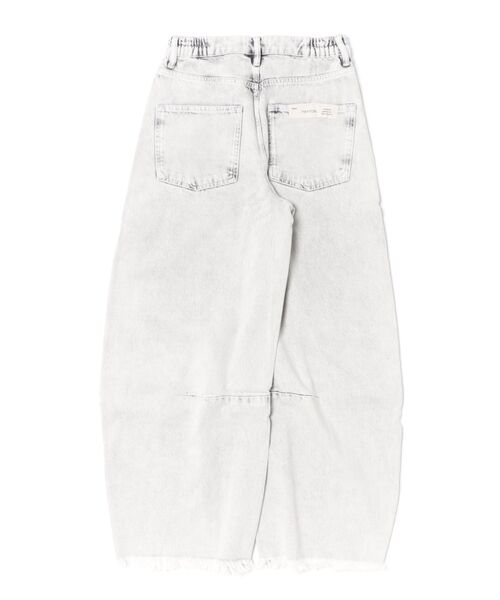 ALLSAINTS（オールセインツ）の「PAYTON HIGH WAISTED BARREL LEG DENIM JEANS | PAYTON ハイウエスト バレル レッグ ジーンズ（デニムパンツ・レディース・グレー系その他・25/26/27/24）」の2枚目の写真