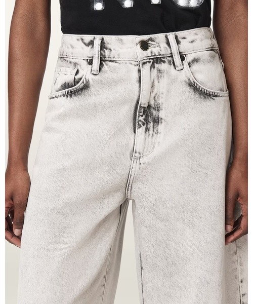 ALLSAINTS（オールセインツ）の「PAYTON HIGH WAISTED BARREL LEG DENIM JEANS | PAYTON ハイウエスト バレル レッグ ジーンズ（デニムパンツ・レディース・グレー系その他・25/26/27/24）」の4枚目の写真