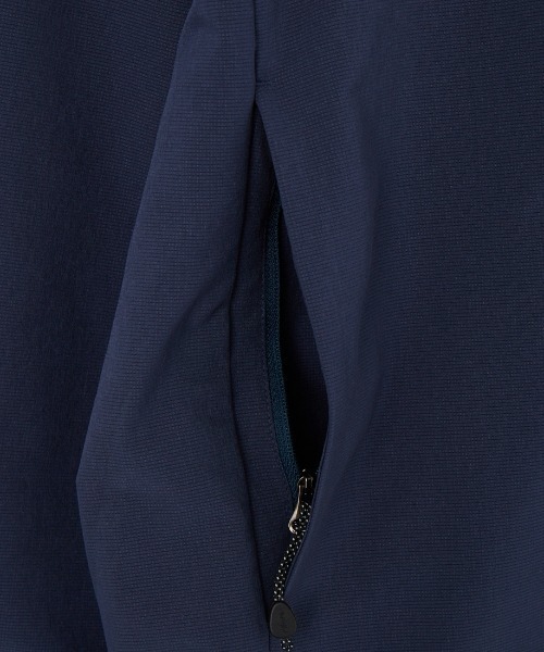 NANGA（ナンガ）の「[NANGA/ナンガ] DotAir COMFY ノーカラー カーディガン（カーディガン/ボレロ・レディース・ブラック/ネイビー・M/L）」の7枚目の写真