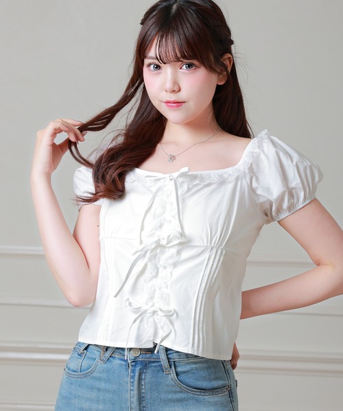 Anely(アネリー)の「Anely コットン スクエアネック トリプル リボン ブラウス(シャツ/ブラウス・レディース・ホワイト/ブラック・FREE)」の3枚目の写真