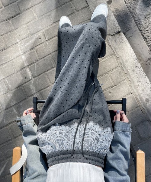 SHEPP(シープ)の「ウエストレース ドット柄イージーパンツ(その他パンツ・レディース・ブラック/グレー・M/S)」の13枚目の写真