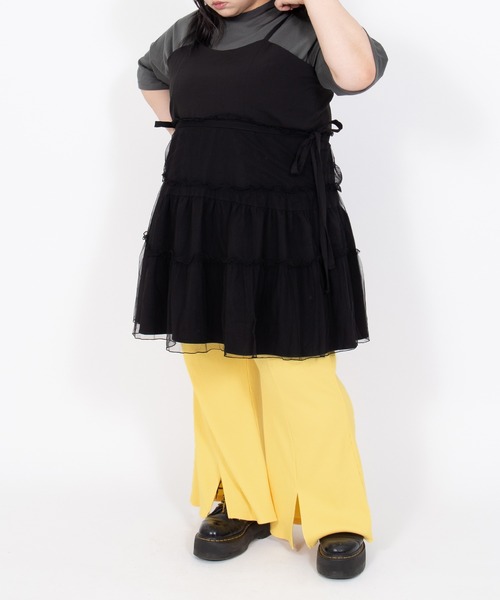 PUNYUS(プニュズ)の「チュールレイヤードキャミワンピース(ワンピース・レディース・サックスブルー/ブラック・1/2/5/4/3)」の8枚目の写真
