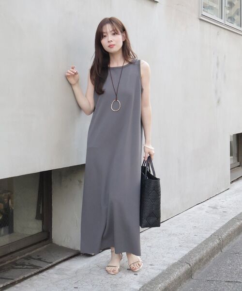 le.coeur blanc(ルクールブラン)の「《WEB限定アイテム》ノーマイルカットジャージータンクワンピース(ワンピース・レディース・ブラウン/チャコールグレー/ブラック・38)」の12枚目の写真