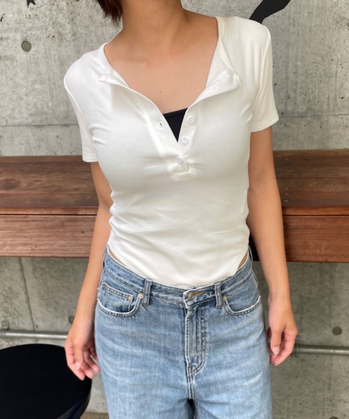ROGER AND RAW(ロジャーアンドロウ)の「ヘンリーネック ボディースーツ半袖トップス(Tシャツ/カットソー・レディース・ブラウン/ホワイト/ブラック/グレー・FREE)」の20枚目の写真