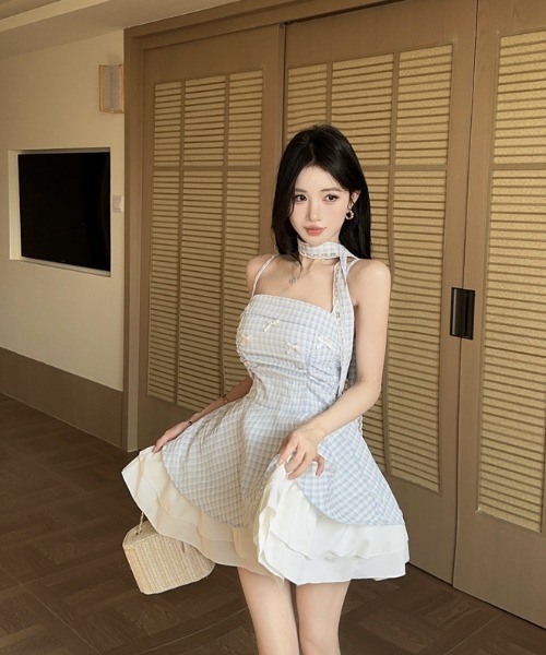 Sibra(シブラ)の「2WAY スカーフリボン付き ギンガムチェックレースフレアミニワンピース(ワンピース・レディース・ブルー・M)」の16枚目の写真
