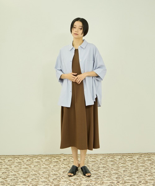VICKY(ビッキー)の「UVカット 接触冷感 4WAYシャツ(シャツ/ブラウス・レディース・ブルー/オフホワイト/ブラック/ブラウン・M)」の11枚目の写真