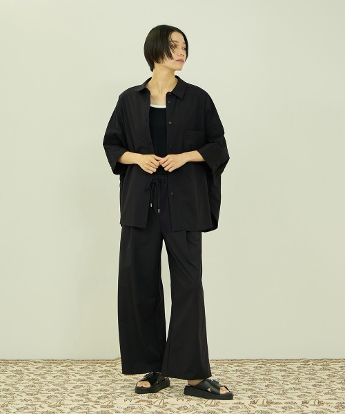 VICKY(ビッキー)の「UVカット 接触冷感 4WAYシャツ(シャツ/ブラウス・レディース・ブルー/オフホワイト/ブラック/ブラウン・M)」の19枚目の写真
