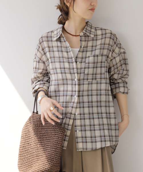 JOURNAL STANDARD relume(ジャーナルスタンダード レリューム)の「コットンチェックワッシャーシャツ(シャツ/ブラウス・レディース・ネイビー/ベージュ/サックスブルー・FREE)」の1枚目の写真