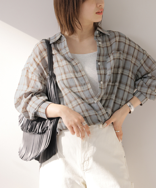 JOURNAL STANDARD relume(ジャーナルスタンダード レリューム)の「コットンチェックワッシャーシャツ(シャツ/ブラウス・レディース・ネイビー/ベージュ/サックスブルー・FREE)」の3枚目の写真