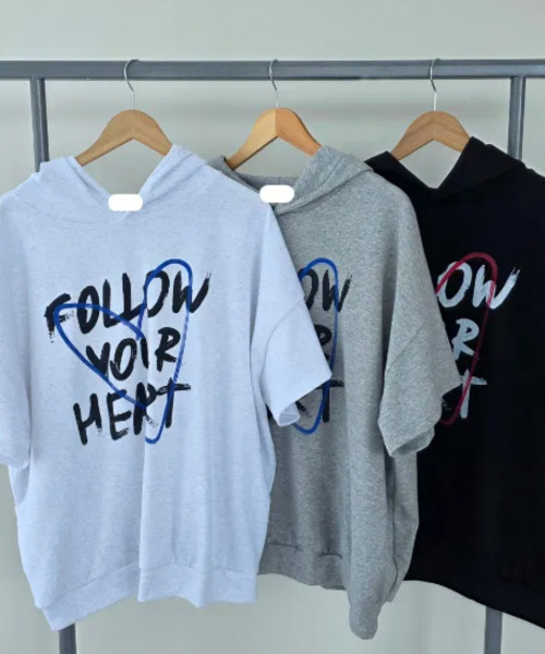VIVID LADY（ビビッドレディー）の「ハート&英字プリント 半端袖 フーディートップス（Tシャツ/カットソー・レディース・ライトグレー/ブラック/グレー・FREE）」の16枚目の写真
