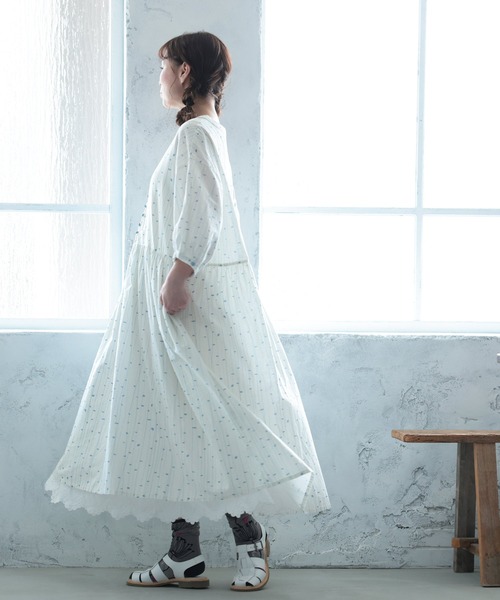 soulberry(ソウルベリー)の「みずの音のワンピース(ワンピース・レディース・キナリ・5L/4L/3L/LL/L/M)」の2枚目の写真