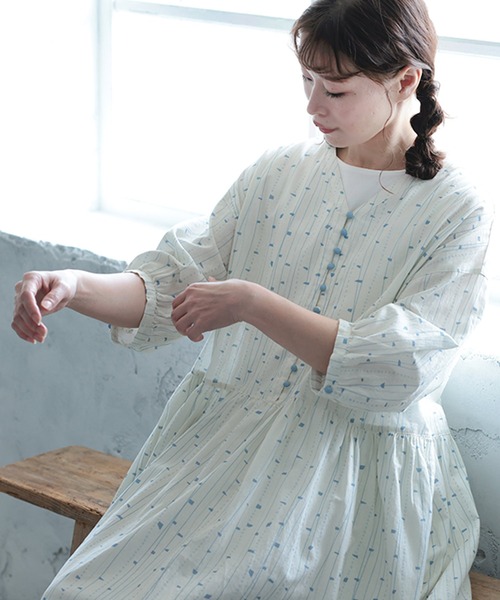 soulberry(ソウルベリー)の「みずの音のワンピース(ワンピース・レディース・キナリ・5L/4L/3L/LL/L/M)」の3枚目の写真