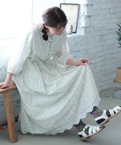 soulberry(ソウルベリー)の「みずの音のワンピース(ワンピース・レディース・キナリ・5L/4L/3L/LL/L/M)」の4枚目の写真