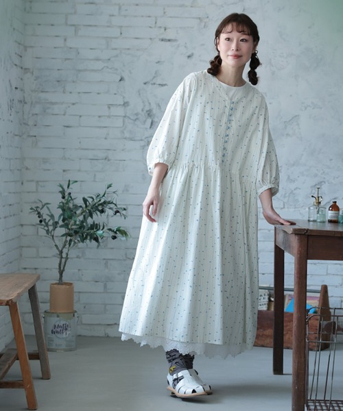 soulberry(ソウルベリー)の「みずの音のワンピース(ワンピース・レディース・キナリ・5L/4L/3L/LL/L/M)」の9枚目の写真