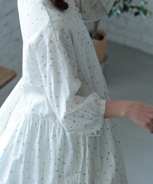 soulberry(ソウルベリー)の「みずの音のワンピース(ワンピース・レディース・キナリ・5L/4L/3L/LL/L/M)」の14枚目の写真