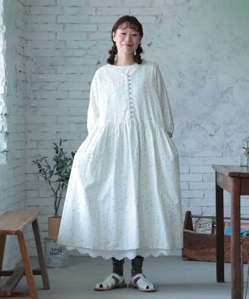 soulberry(ソウルベリー)の「みずの音のワンピース(ワンピース・レディース・キナリ・5L/4L/3L/LL/L/M)」の16枚目の写真