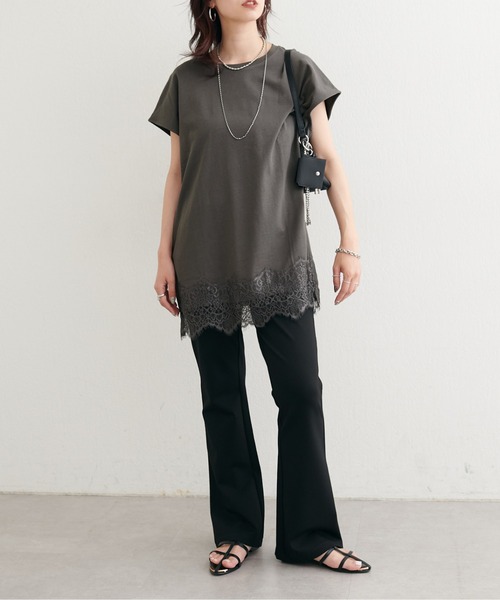 LARUTA（ラルータ）の「【LARUTA】ヘムレースシルケット風天竺フレンチT（Tシャツ/カットソー・レディース・オフホワイト/スミクロ・FREE）」の12枚目の写真