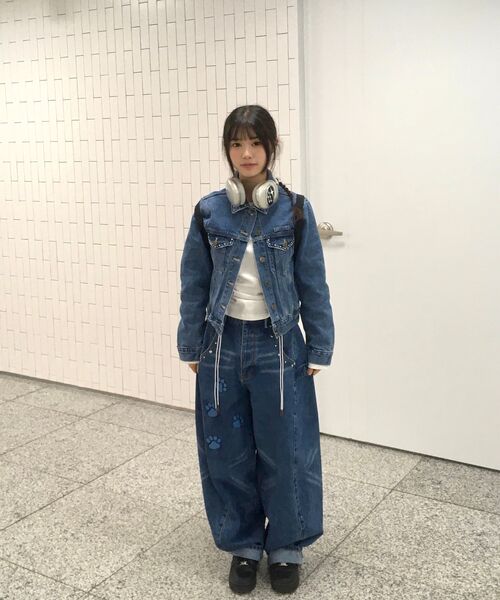 RuNaKi'Hu'(ルナキフ)の「WXJ002 ホットフィックスヴィンテージウォッシュデニムジャケット (ブルー)(デニムジャケット・レディース・その他・2/1)」の9枚目の写真
