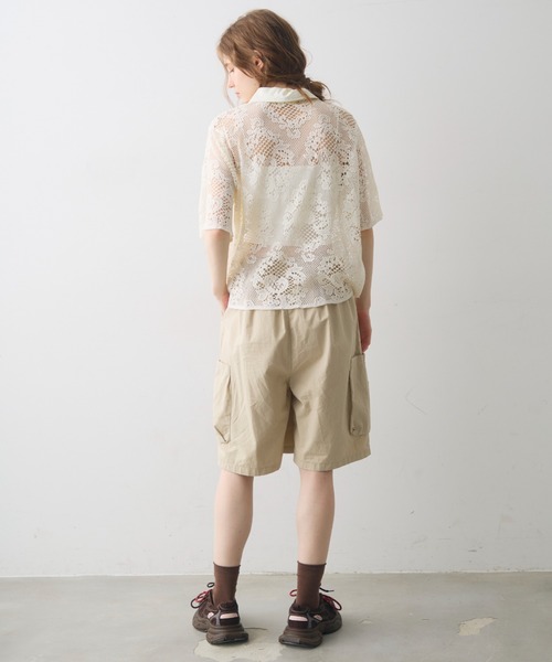 Crisp(クリスプ)の「flower lace polo tops / フラワーレースポロトップス(シャツ/ブラウス・レディース・アイボリー/ブラック・FREE)」の22枚目の写真