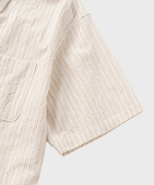 NONBLANK(ノンブランク)の「クリーズストライプクロップHSシャツ_BEIGE STRIPE(シャツ/ブラウス・メンズ・ベージュ・SMALL/MEDIUM/LARGE/X-LARGE)」の6枚目の写真