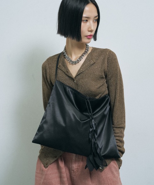 yae（ヤエ）の「Tulip bag / チューリップバッグ（トートバッグ・レディース・ナチュラル/ブラック・FREE）」の6枚目の写真