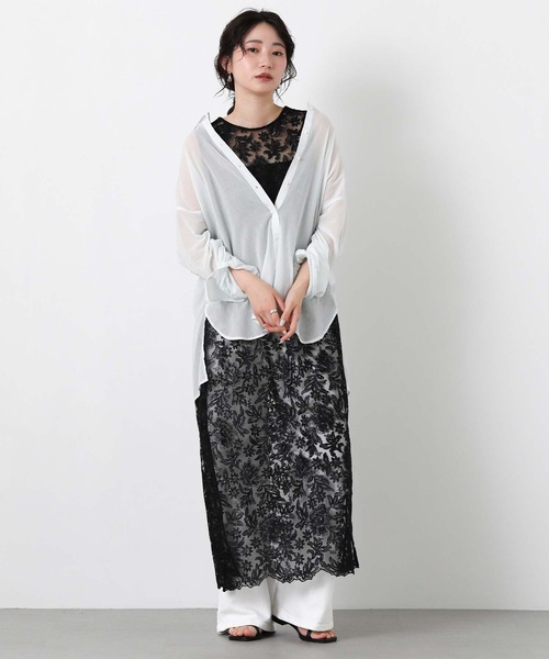 Gready Brilliant(グレディブリリアン)の「綿ボイルシアーシャツ(シャツ/ブラウス・レディース・ブラック/イエロー/サックスブルー・38)」の12枚目の写真