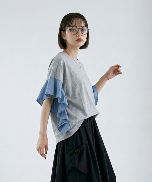 CRB(シーアールビー)の「デニム切替フリルトップス(Tシャツ/カットソー・レディース・グレー/オフホワイト/ブラック・F)」の11枚目の写真