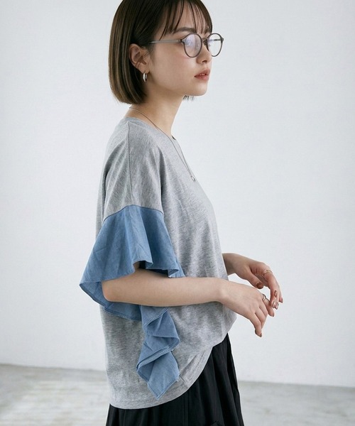 CRB(シーアールビー)の「デニム切替フリルトップス(Tシャツ/カットソー・レディース・グレー/オフホワイト/ブラック・F)」の12枚目の写真