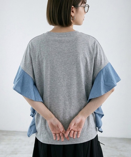 CRB(シーアールビー)の「デニム切替フリルトップス(Tシャツ/カットソー・レディース・グレー/オフホワイト/ブラック・F)」の13枚目の写真