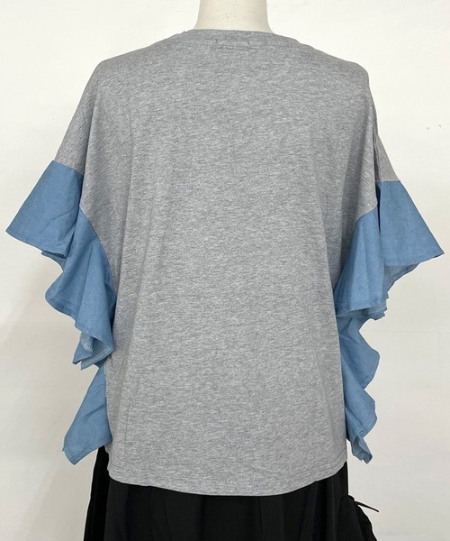CRB(シーアールビー)の「デニム切替フリルトップス(Tシャツ/カットソー・レディース・グレー/オフホワイト/ブラック・F)」の17枚目の写真