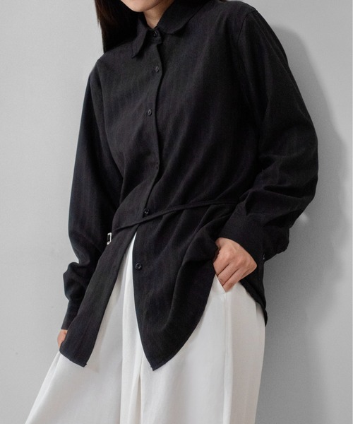 on:nue(オンニュ)の「【on:nue】 起毛ストライプウエストマークオーバーシャツ/26-27 AW COLLECTION(シャツ/ブラウス・レディース・グレー/アイボリー/ブラック・FREE)」の2枚目の写真