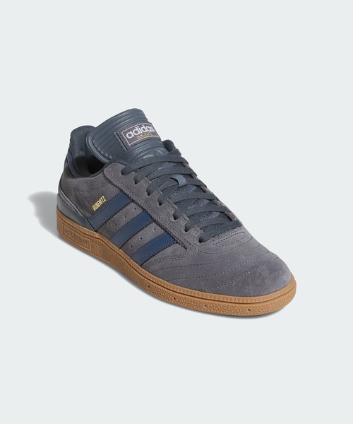 adidas（アディダス）の「UNISEX アディダス スケートボーディング ブセニッツ [BUSENITZ] アディダスオリジナルス（メンズ/レディース） / アディダスオリジナルス adidas Originals（スニーカー・メンズ・グレー系その他・22.5cm/23.5cm/24.0cm/24.5cm/25.0cm/25.5cm/26.0cm/26.5cm/27.0cm/27.5cm/28.0cm/29.0cm）」の2枚目の写真