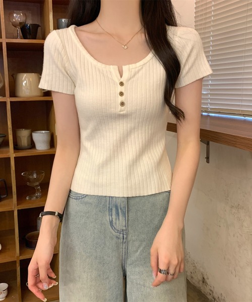 Girly Doll(ガーリードール)の「ヘンリーネック半袖リブニット(ニット/セーター・レディース・ベージュ/ブラック/ホワイト・FREE)」の16枚目の写真