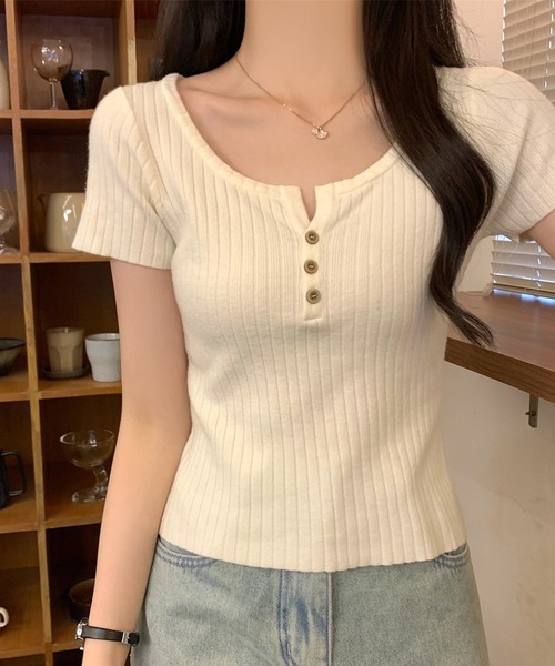 Girly Doll(ガーリードール)の「ヘンリーネック半袖リブニット(ニット/セーター・レディース・ベージュ/ブラック/ホワイト・FREE)」の10枚目の写真