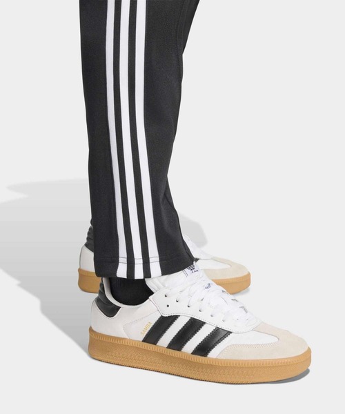 adidas(アディダス)の「クラシック トラックパンツ / アディダスオリジナルス adidas Originals(スウェットパンツ・メンズ・ブラック・XX-LARGE/LARGE/3XL/X-SMALL/X-LARGE/SMALL/MEDIUM)」の4枚目の写真