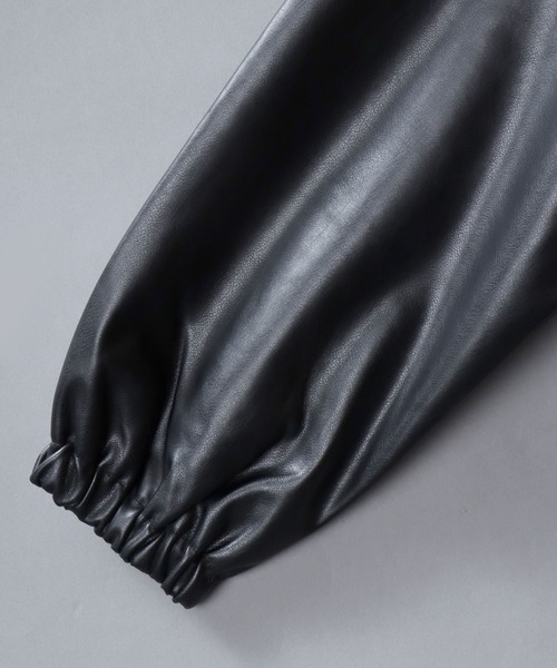 SITRY(シトリー)の「Synthetic Leather Zip Hoodie/フェイクレザー ブルゾン ジップパーカー フーディー(ブルゾン・メンズ・ブラック/チャコール・M/L/LL)」の11枚目の写真