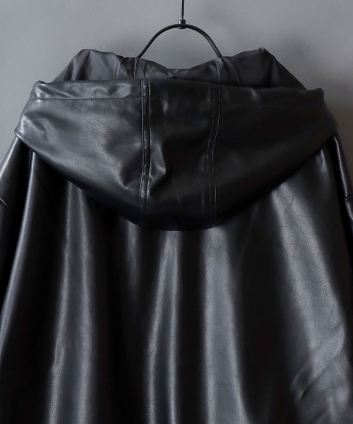 SITRY(シトリー)の「Synthetic Leather Zip Hoodie/フェイクレザー ブルゾン ジップパーカー フーディー(ブルゾン・メンズ・ブラック/チャコール・M/L/LL)」の7枚目の写真