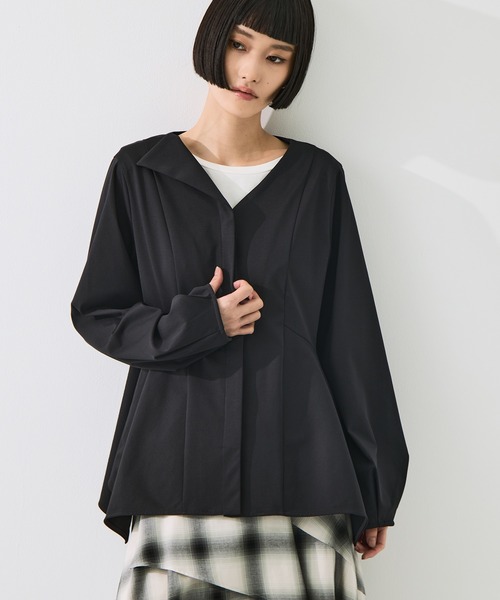 STUDIOUS(ステュディオス)の「Form Peplum Tops(Tシャツ/カットソー・レディース・ダークインディゴブルー/ブラック・FREE)」の14枚目の写真