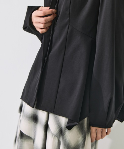 STUDIOUS(ステュディオス)の「Form Peplum Tops(Tシャツ/カットソー・レディース・ダークインディゴブルー/ブラック・FREE)」の21枚目の写真